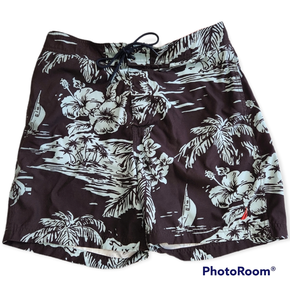 Nautica swim trunks size large